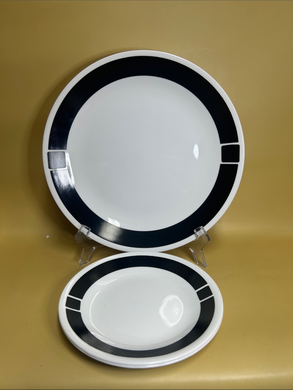 Corelle Urban Black White Dinnerware 3 pcs